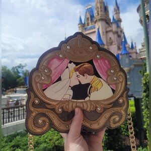 Danielle Nicole Rare Disney Cinderella Carrage Crossbody Purse